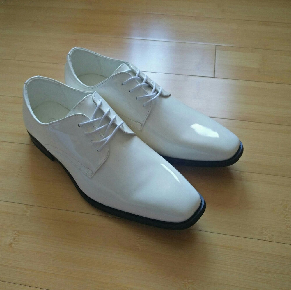 -NEW- Men's Vance Co. White Cole WIDE Dress Shoes 7.5